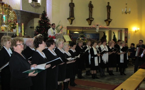 Koncert kolend w kościele w Zawierciu - Marciszowie. 051.jpg